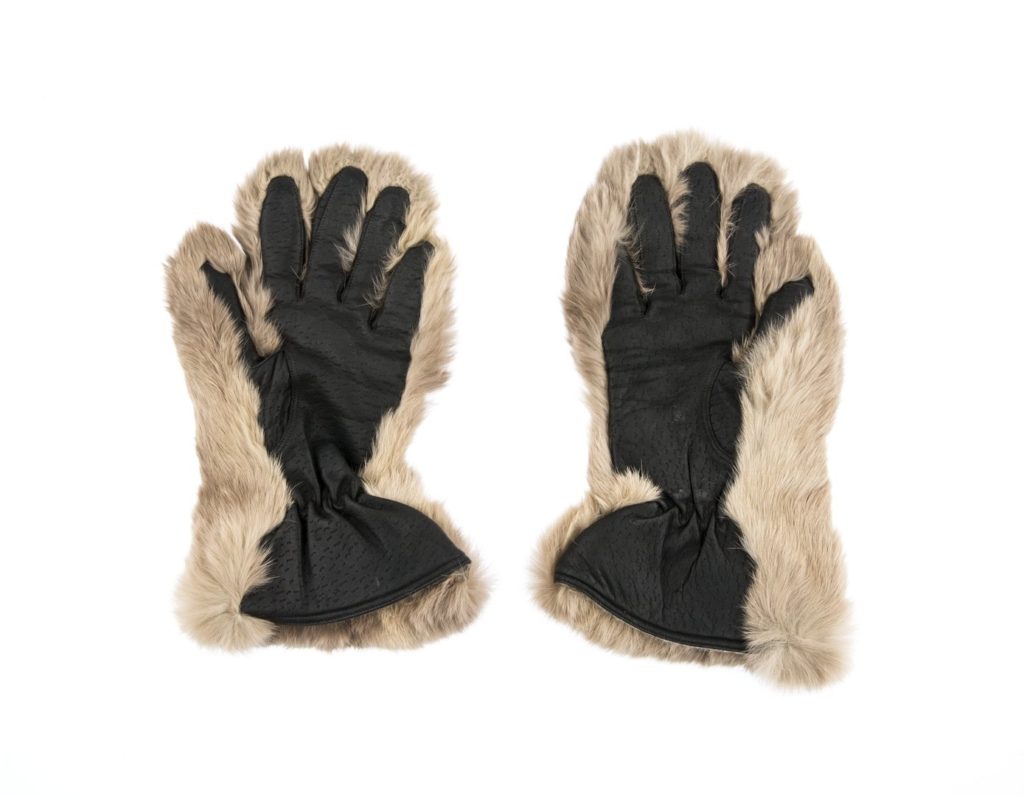 Womenswear fur gloves