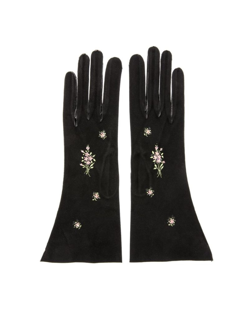 Womenswear gauntlet style gloves