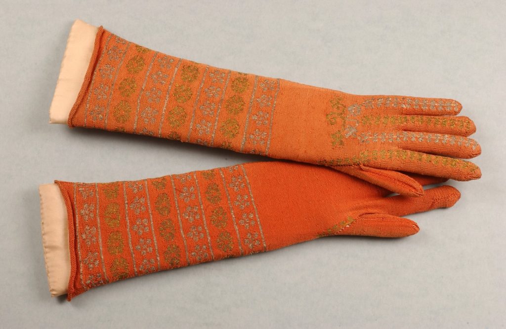 Menswear elbow-length gloves